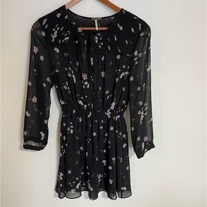 Temperance Black Floral Long Sleeve Blouse Size Small